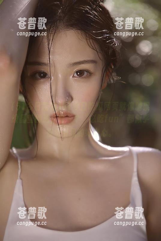 51今日吃瓜 51今日吃瓜网页就像糖果般晶莹剔透,每一个“必吃fun”都似乎在勾引我的好奇心。