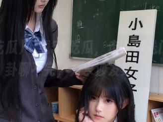 下载51吃瓜，走入传送门，八卦聊不完，力求沙发第一！