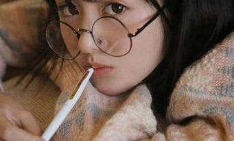 尝尝cgw51吃瓜苹果版的新鲜动态，果味浓郁期待满满！