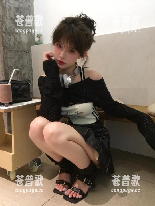 黑料网vs.51吃瓜app，哪个才是夺命毒奶的赢家？