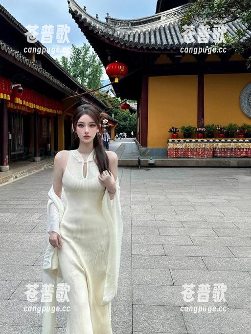 “718.sx”网址，虽说有点额外，吃瓜也要讲究气氛呀！