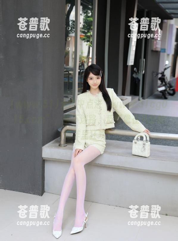 无意中点进“www.51cg015.com”，永不迷路，反而像在八卦的海洋里狂欢！