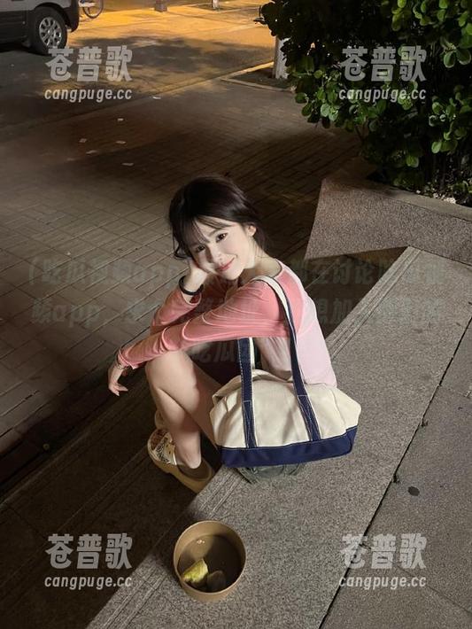 最近大家都在讨论吃瓜视频app，求个完整地址，我想加入他们的‘吃瓜团’！