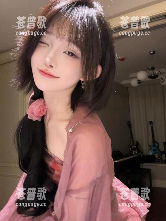 偷偷告诉你，校园黑料的绝密地址就在‘我要吃瓜网’！