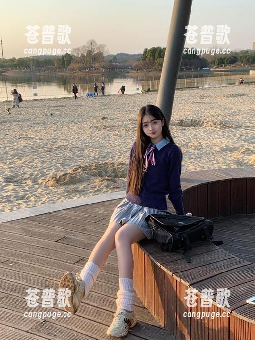 还在苦苦寻找？‘我要吃瓜网’带你解锁校园黑料资源！