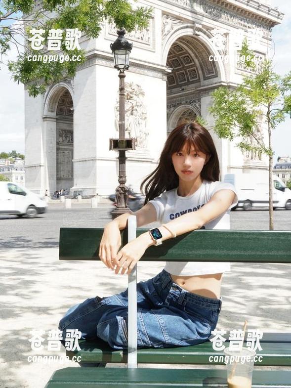 面对扒哥黑料导航，下载就像是打开了一扇新天地！