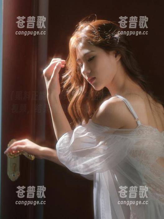 背着黑料正能量发布的神秘视频，结果却加载失败，我的心情跟着崩了。