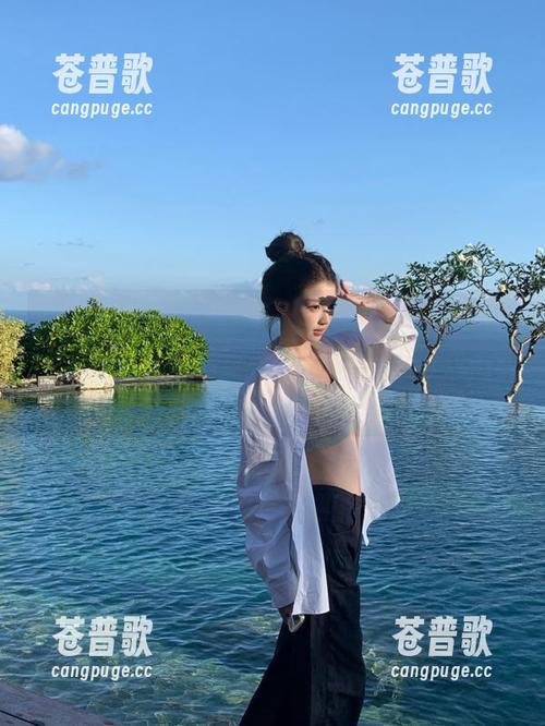 每次打开“黑料正能量”的入口，中文网总能给我意想不到的“振奋”～