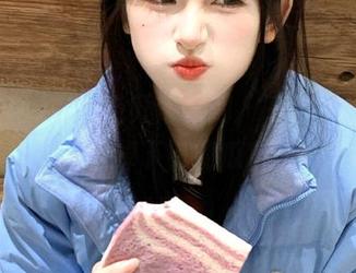 在线点开黑料网，下载一堆让人惊掉下巴的瓜！