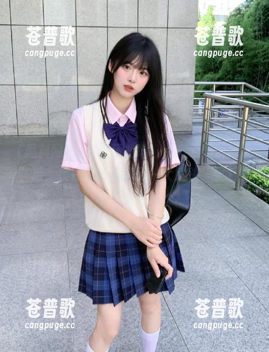 毫无预兆地，点击“黑料网址”后，我在观看间摔了一大跟头，果然是个不小的坑！